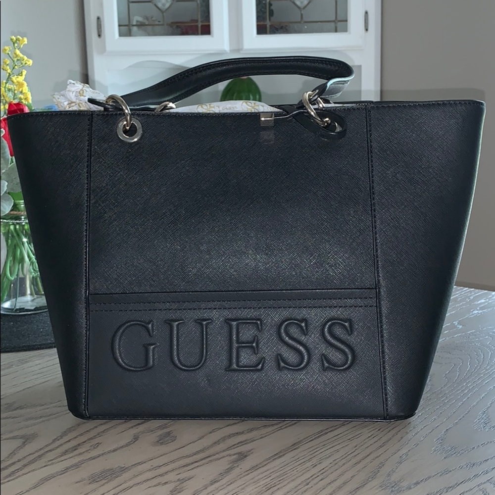 (Sold) Kamryn Guess Purse